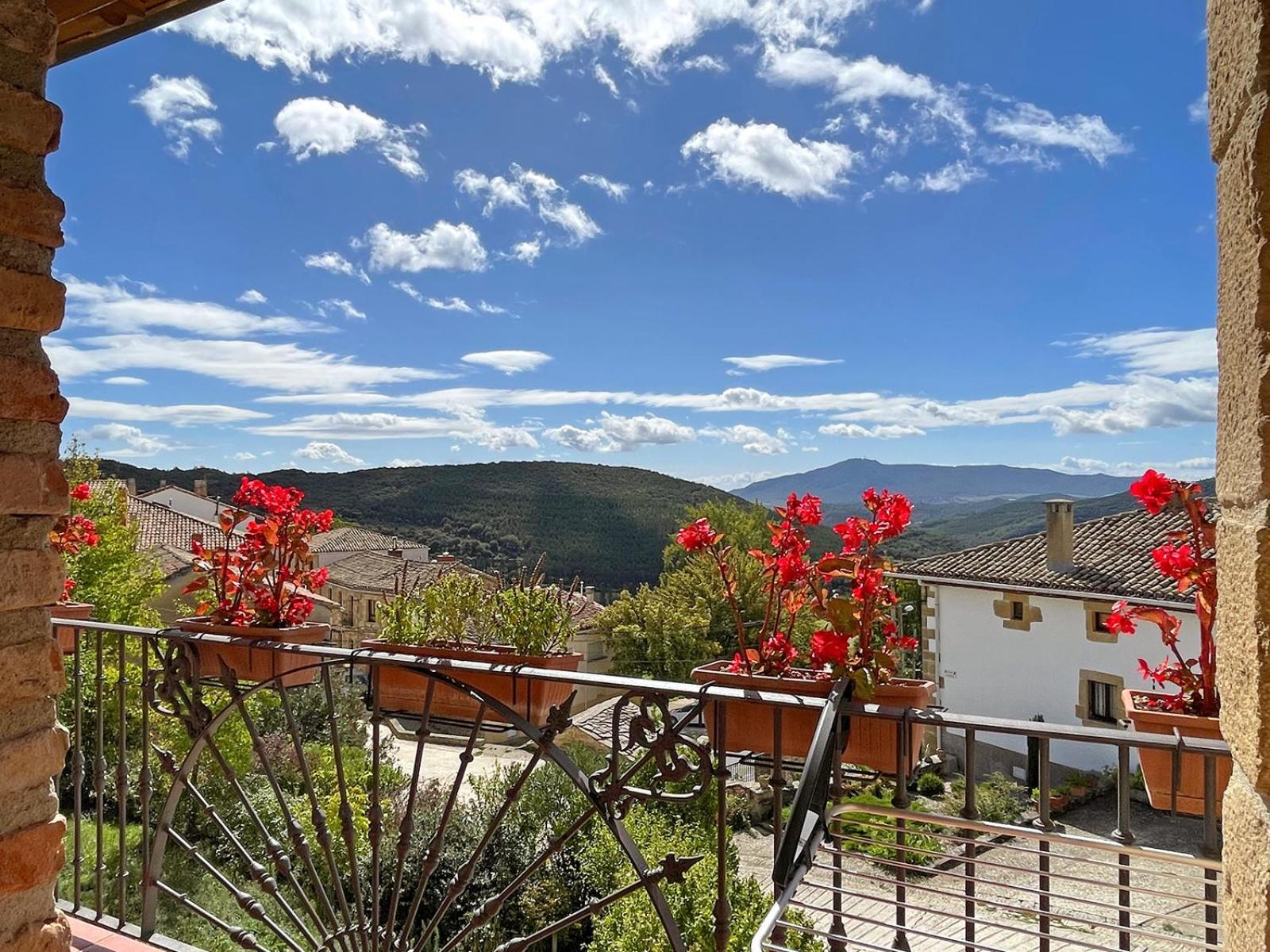 Casar Rural Lazkua I-Ii Villa Eraul Buitenkant foto